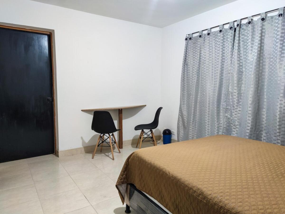 Apartamento Casa Grande En Cerca Estadio - Laureles Medellín